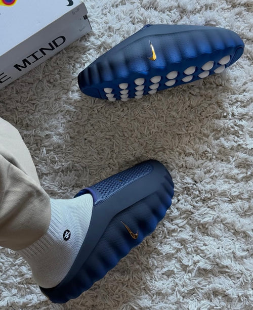 Nike Mind 001 game Royal blue