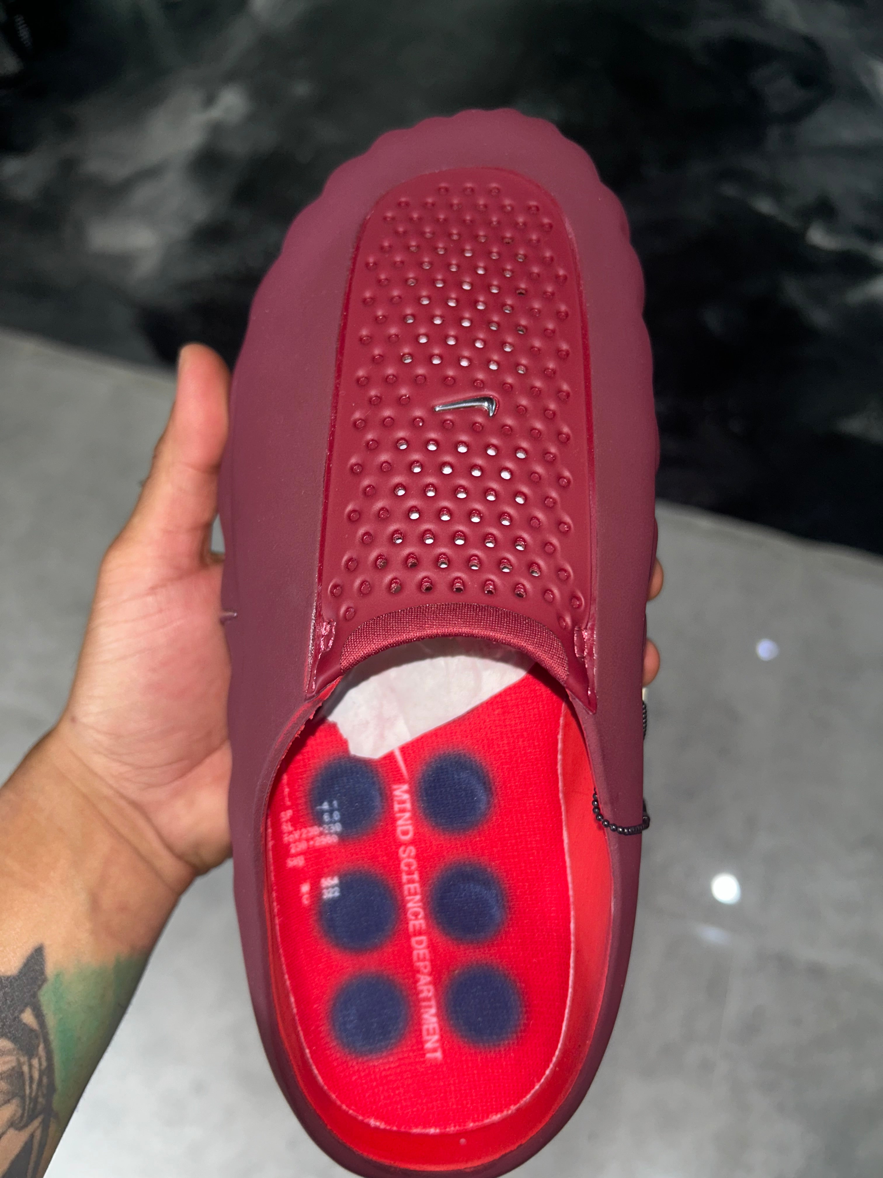 Nike mind 001 university Red