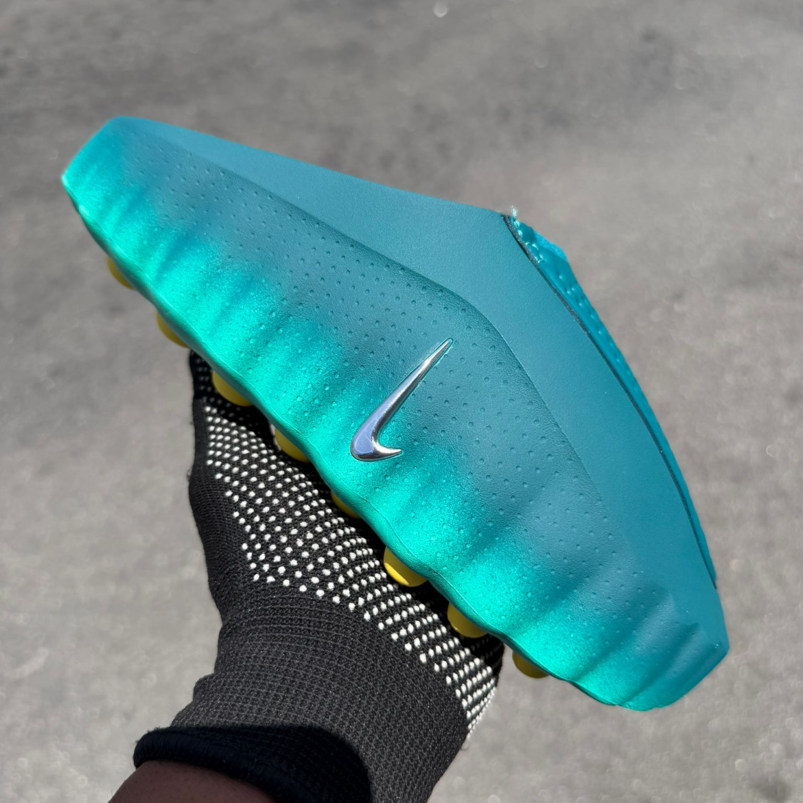 Nike mind 001 Teal Gradient
